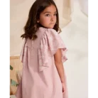 vestido-de-nina-rosa-con-volante-de-flores-bordadas-en-mangas_1