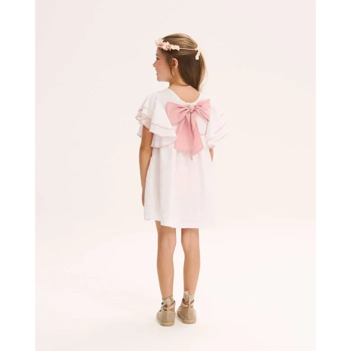 vestido-de-nina-de-plumeti-blanco-con-volantes-en-manga_2